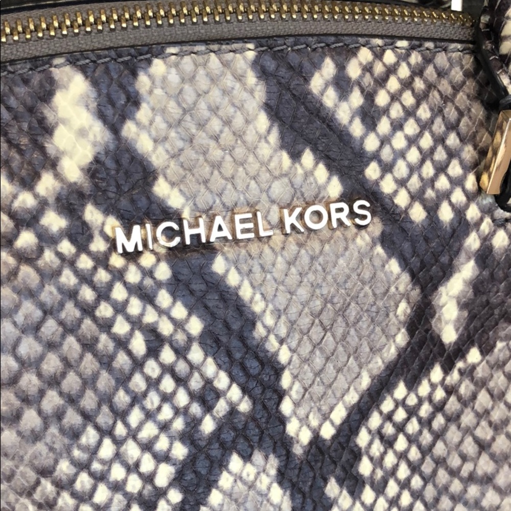 Michael Kors brown and cream snake style bag - Picture 3 of 8